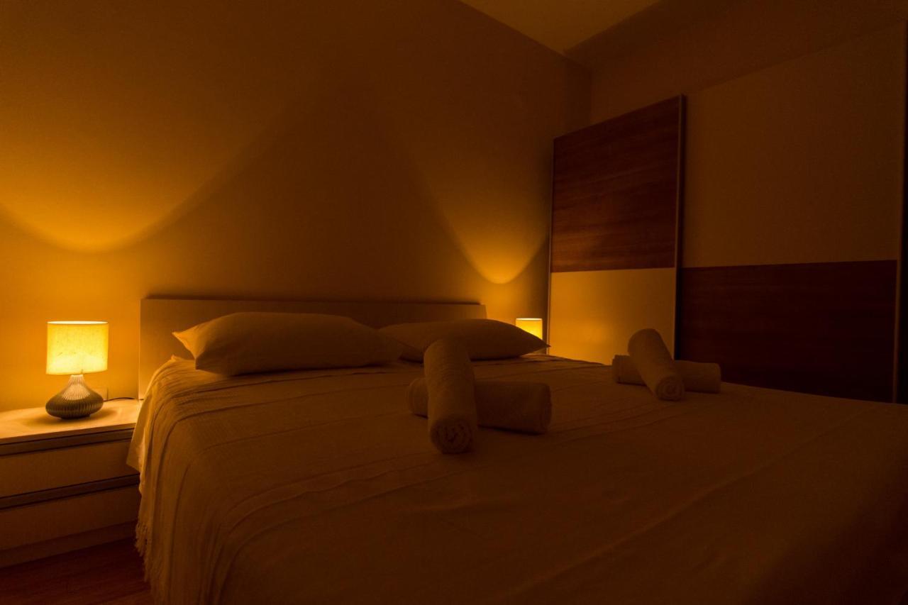 Villa Relax - Beautiful Apartment With Heated Saltwater Pool & Jacuzzi Kaštela Extérieur photo